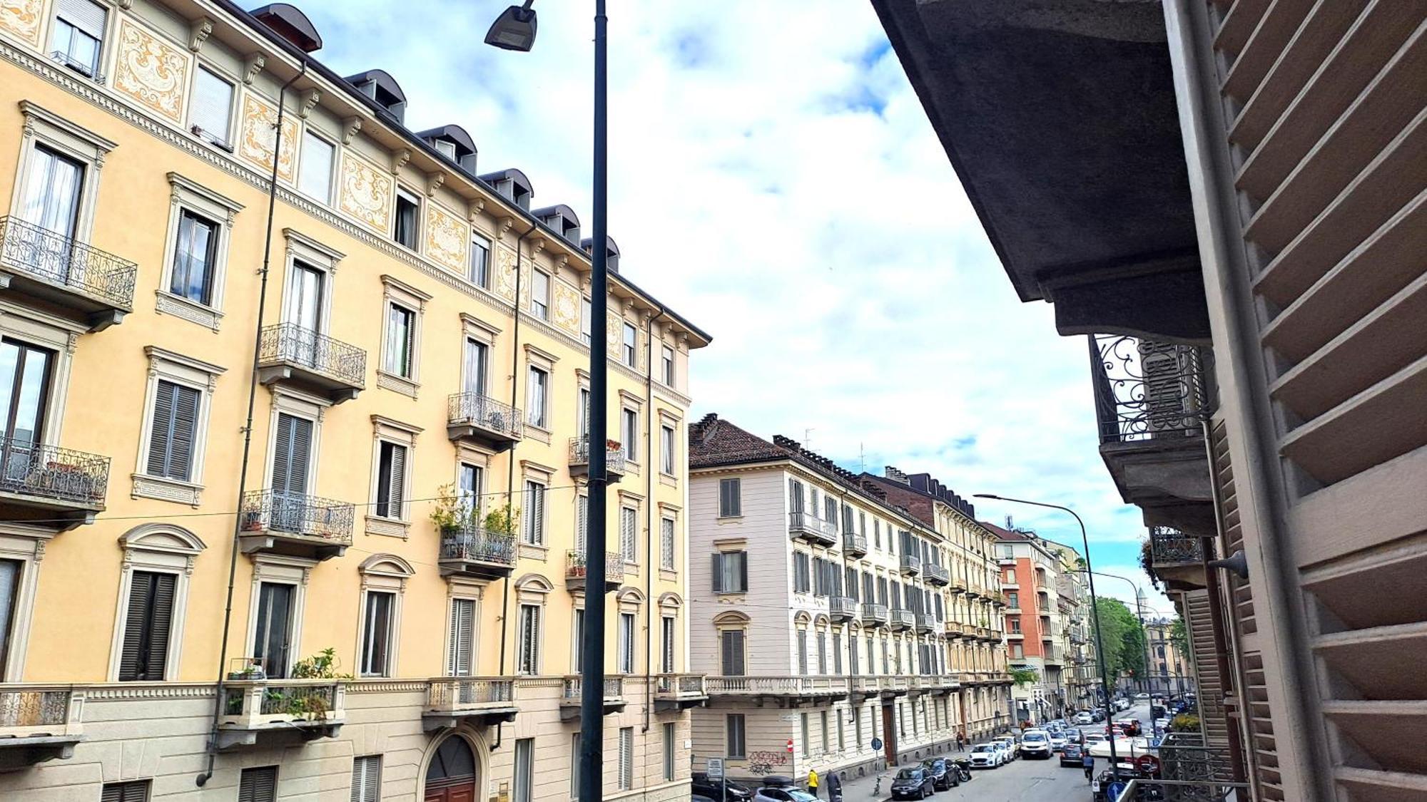 Appartam Liberty In Porta Susa Parcheggio Turin Exterior photo